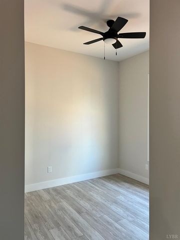 198 Triple Oak Cir., Madison Heights, VA 24572