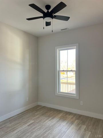 198 Triple Oak Cir., Madison Heights, VA 24572