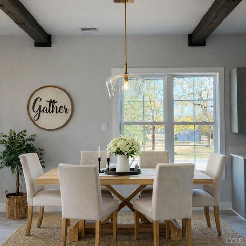 198 Triple Oak Cir., Madison Heights, VA 24572