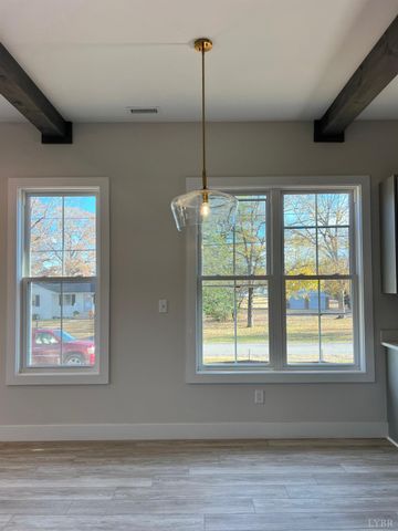 198 Triple Oak Cir., Madison Heights, VA 24572