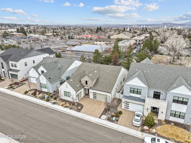 719 W Pleasant Oak Trail, Reno, NV 89511