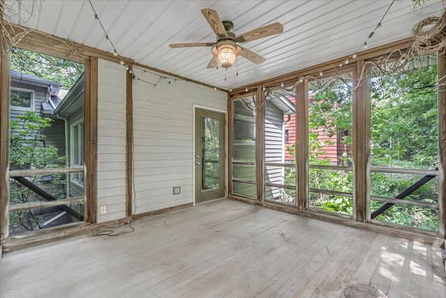 2720 31st Avenue, Rock Island, IL 61201