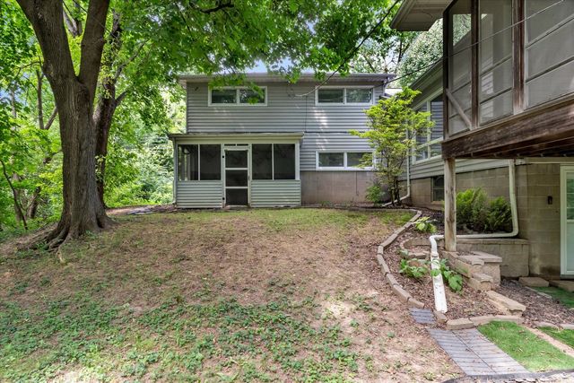 2720 31st Avenue, Rock Island, IL 61201