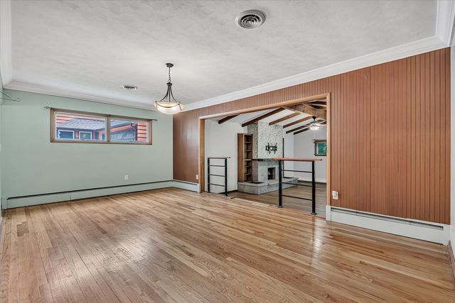 2720 31st Avenue, Rock Island, IL 61201