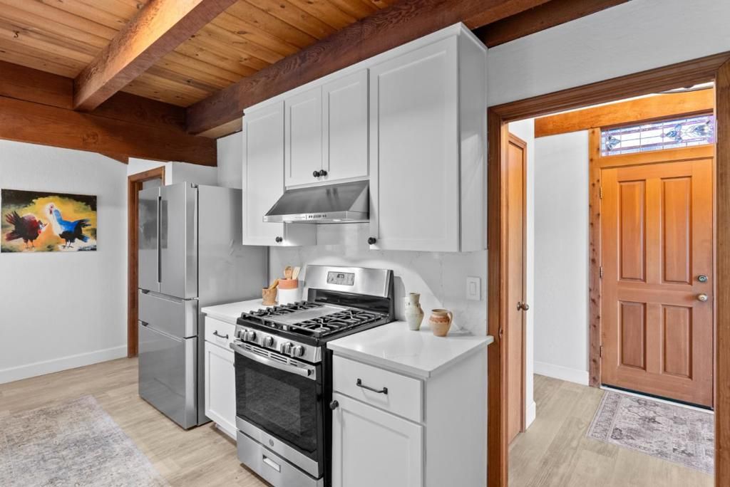 Image 23 of property listing at 688 Calabasas Road, Watsonville, CA 95076