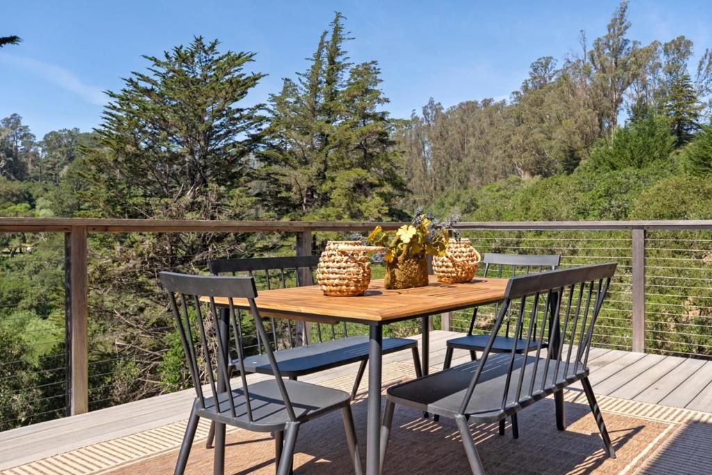 Image 63 of property listing at 688 Calabasas Road, Watsonville, CA 95076