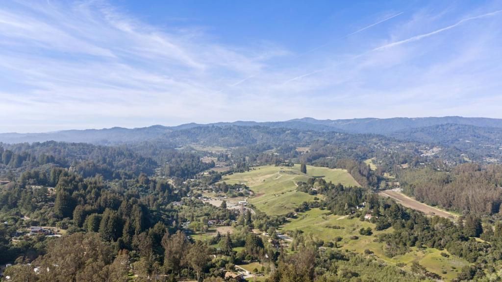 Image 84 of property listing at 688 Calabasas Road, Watsonville, CA 95076