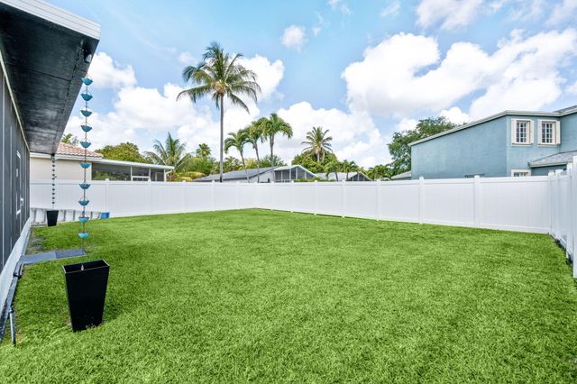 4659 SW 12th Court, Deerfield Beach, FL 33442