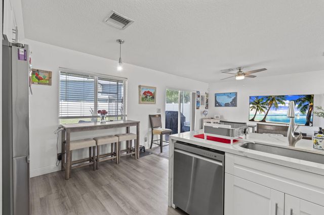 4659 SW 12th Court, Deerfield Beach, FL 33442