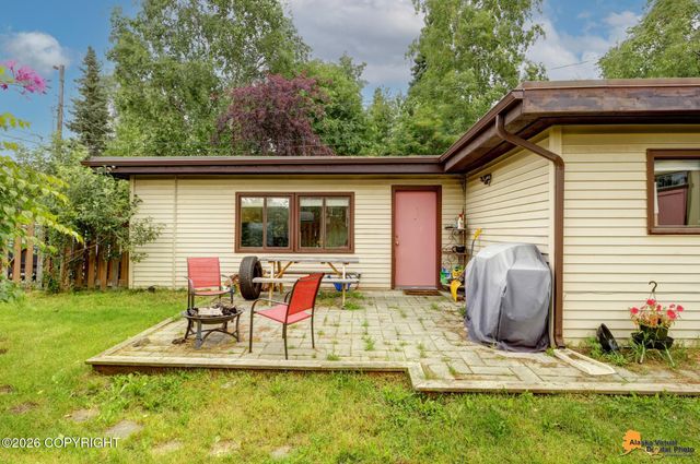 4004 Garfield Street, Anchorage, AK 99503