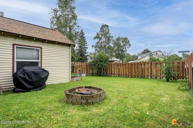 4004 Garfield Street, Anchorage, AK 99503