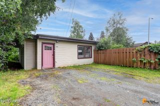 4004 Garfield Street, Anchorage, AK 99503