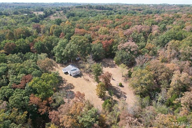 1557 Mill Hill Road, St Clair, MO 63077