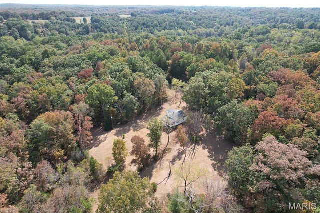 1557 Mill Hill Road, St Clair, MO 63077