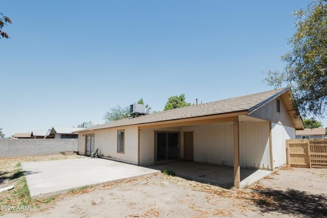 8621 W COLUMBUS Avenue, Phoenix, AZ 85037