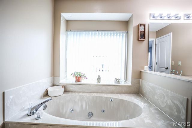 231 Brougham Drive, O'fallon, MO 63368