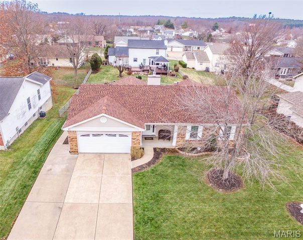 231 Brougham Drive, O'fallon, MO 63368