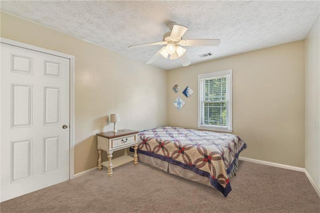 2412 Meadowglen Trail, Snellville, GA 30078