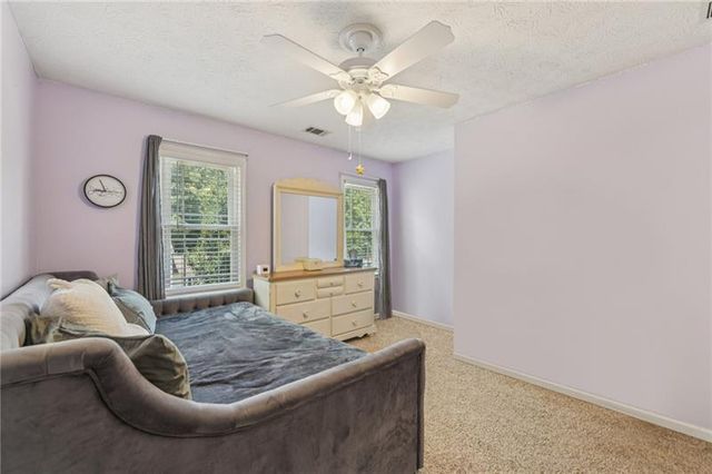 2412 Meadowglen Trail, Snellville, GA 30078