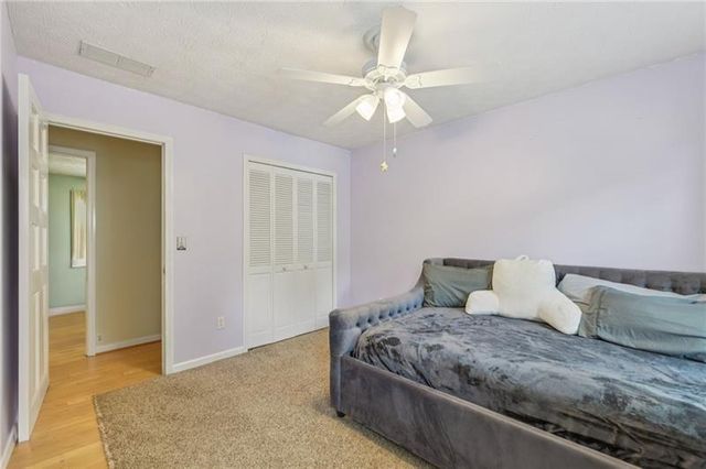 2412 Meadowglen Trail, Snellville, GA 30078