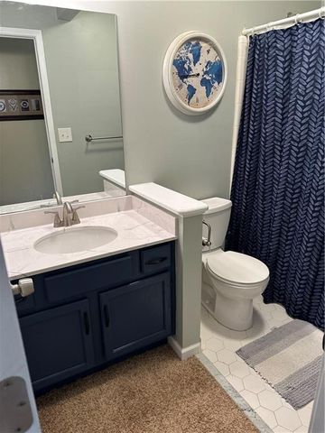 2412 Meadowglen Trail, Snellville, GA 30078