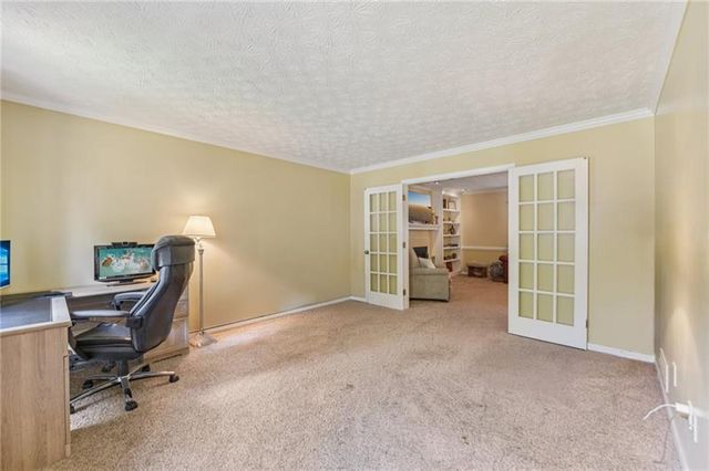 2412 Meadowglen Trail, Snellville, GA 30078