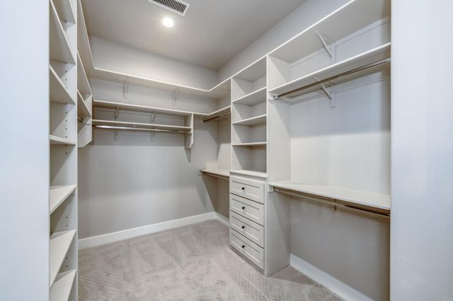 11637 N Trevino Lane, Fresno, CA 93730