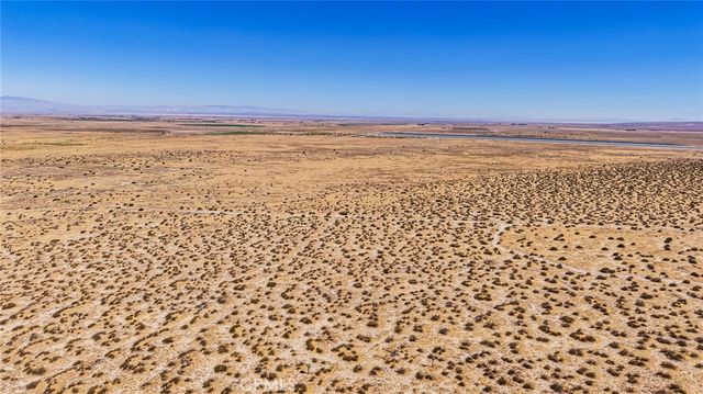 12022 E N Avenue, Palmdale, CA 93591