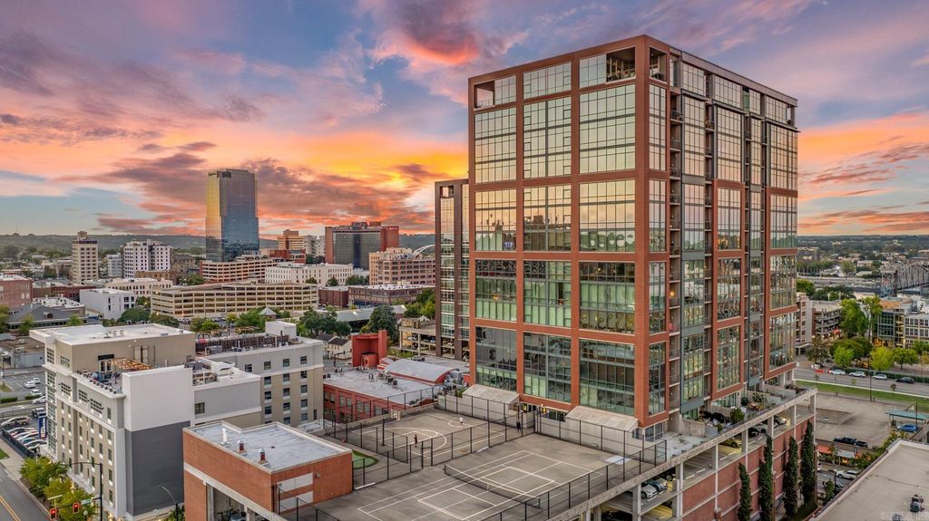 315 Rock St Apt 707, Little Rock, AR 72202