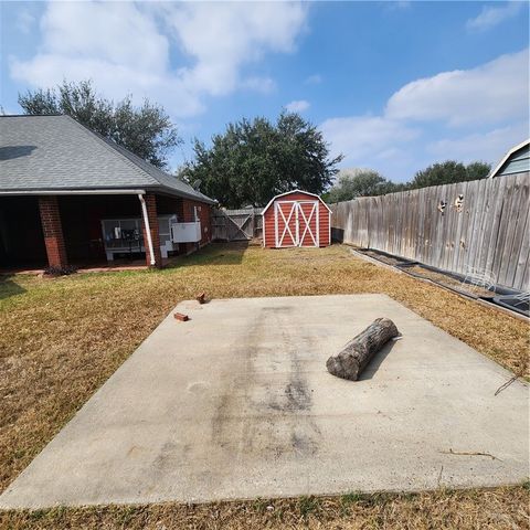1308 Palm Ave, Kingsville, TX 78363