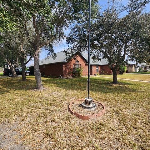 1308 Palm Ave, Kingsville, TX 78363