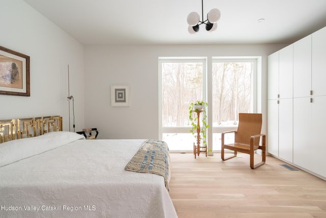 120 Cauterskill Avenue, Catskill, NY 12414