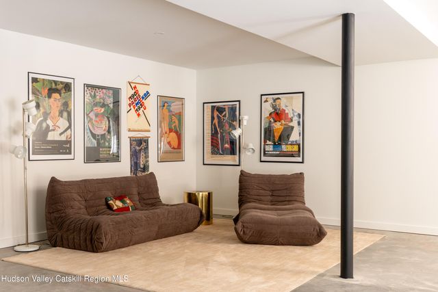 120 Cauterskill Avenue, Catskill, NY 12414