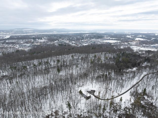 120 Cauterskill Avenue, Catskill, NY 12414