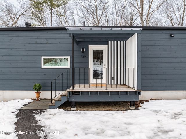 120 Cauterskill Avenue, Catskill, NY 12414