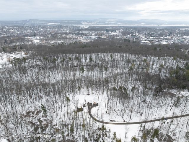 120 Cauterskill Avenue, Catskill, NY 12414