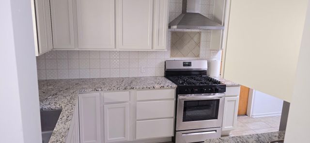 4220 Broadmoor Avenue NE, Albuquerque, NM 87108