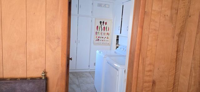 4220 Broadmoor Avenue NE, Albuquerque, NM 87108