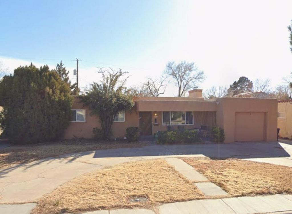 4220 Broadmoor Avenue NE, Albuquerque, NM 87108