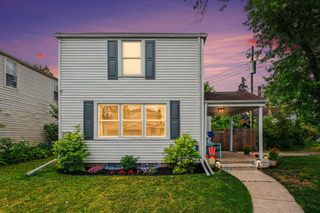 211 Marine Avenue, Elkhart, IN 46516