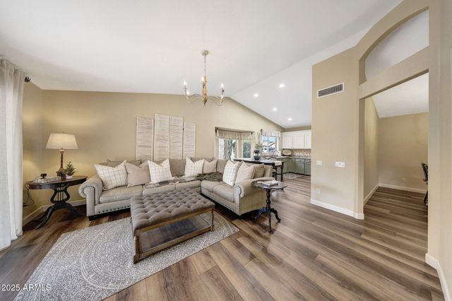 6401 W IRMA Lane, Glendale, AZ 85308