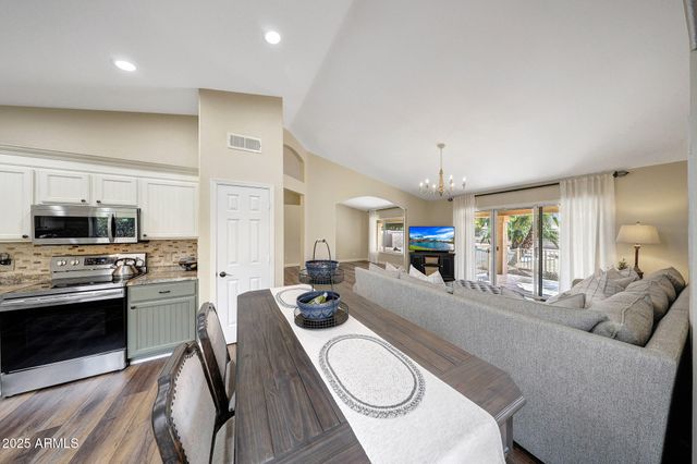 6401 W IRMA Lane, Glendale, AZ 85308