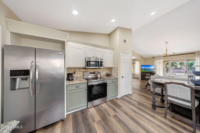 6401 W IRMA Lane, Glendale, AZ 85308
