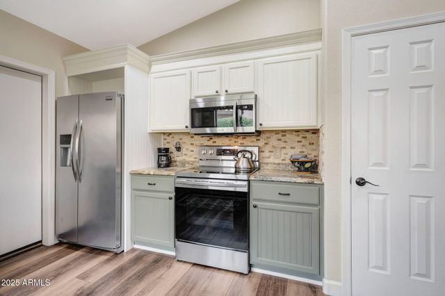 6401 W IRMA Lane, Glendale, AZ 85308