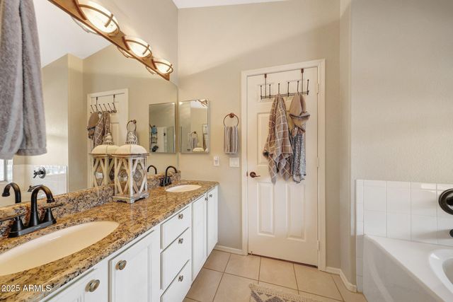 6401 W IRMA Lane, Glendale, AZ 85308