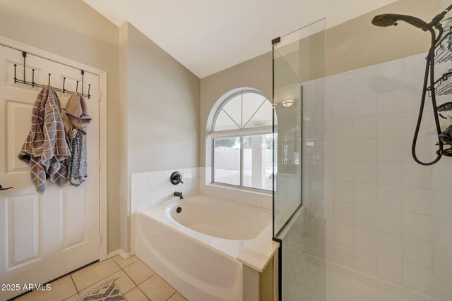 6401 W IRMA Lane, Glendale, AZ 85308