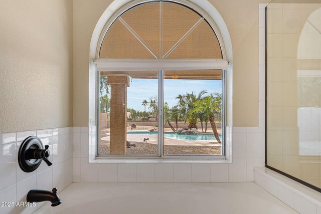 6401 W IRMA Lane, Glendale, AZ 85308
