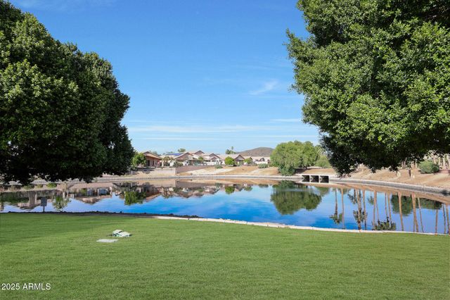 6401 W IRMA Lane, Glendale, AZ 85308