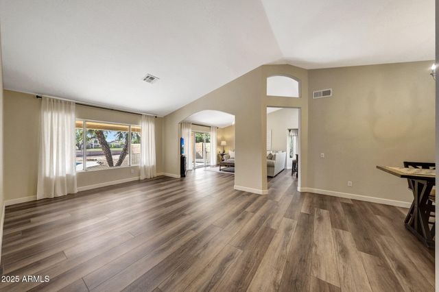 6401 W IRMA Lane, Glendale, AZ 85308
