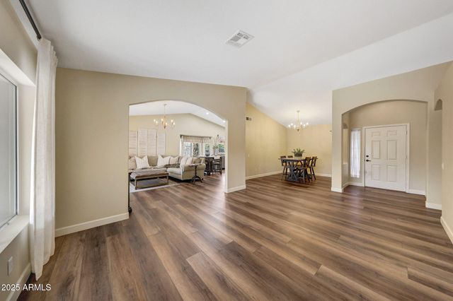 6401 W IRMA Lane, Glendale, AZ 85308